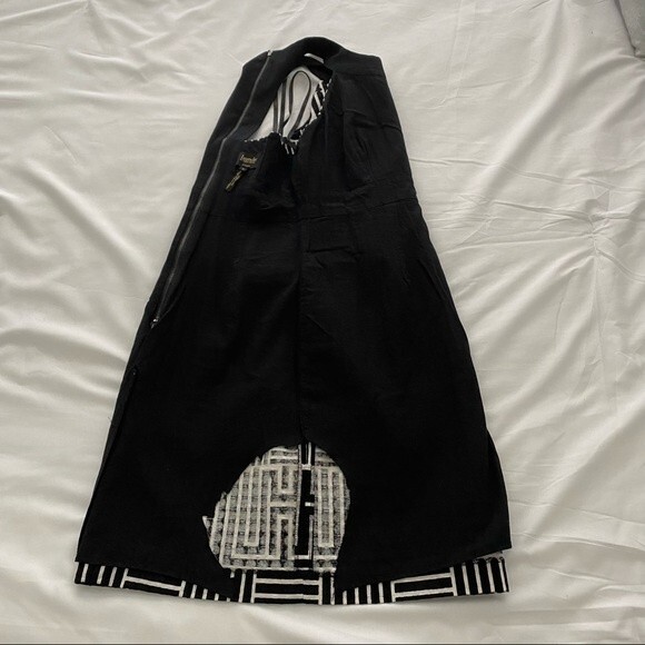 LAUNDRY by SHELLI SEGA, black white geometric halter style size 2 - Picture 12 of 13